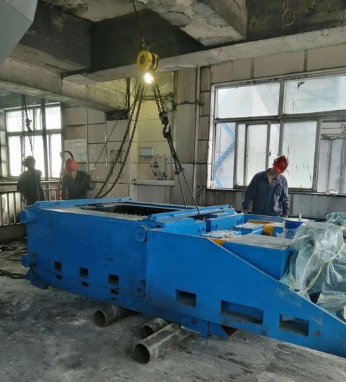 洗煤廠利用生產(chǎn)間隙更換破碎機(jī)
